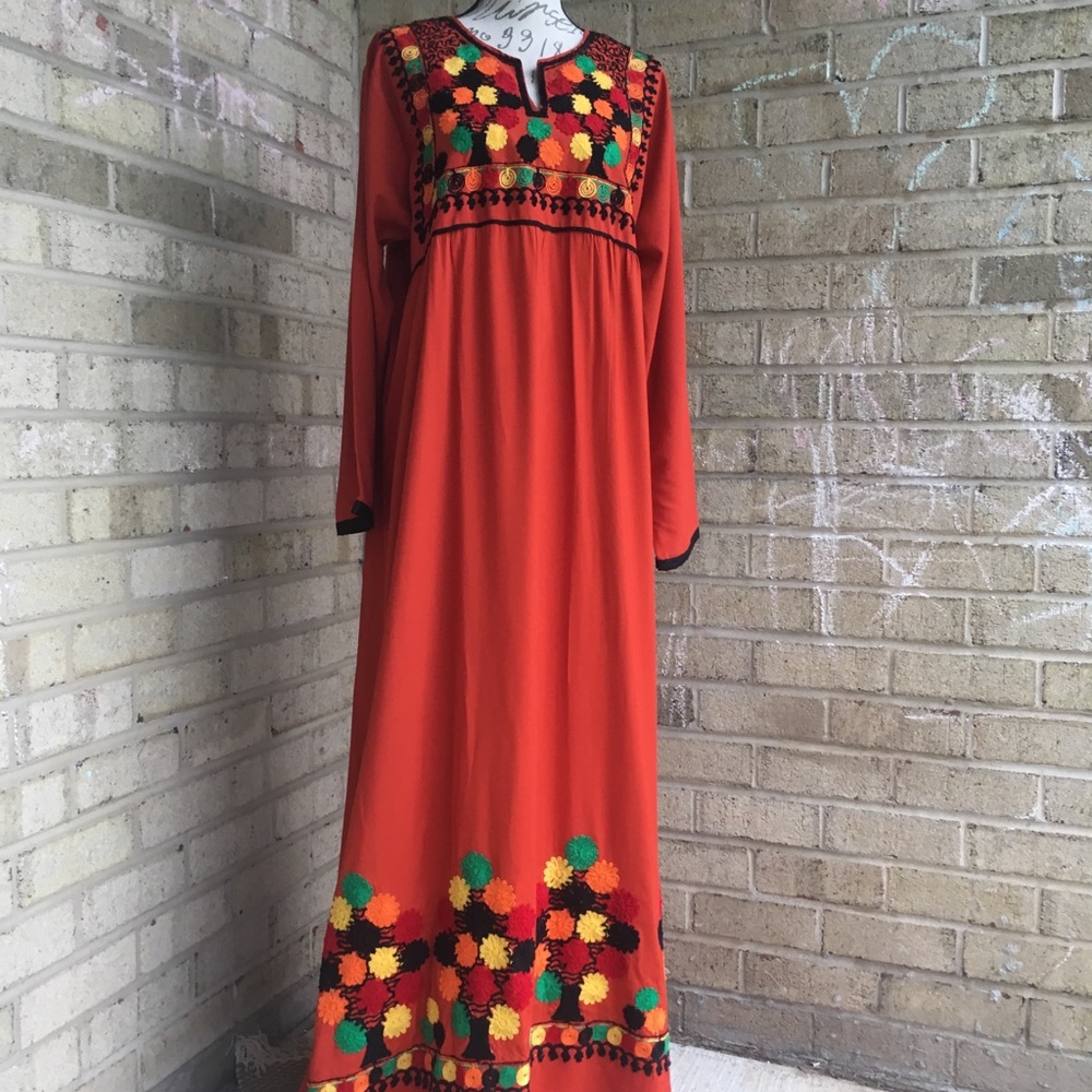 Ethnic long sleeve embroidery maxi dress